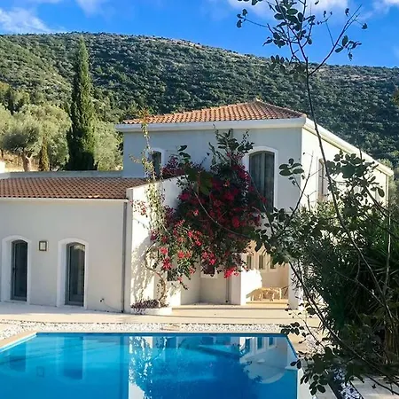 Secluded Amadeus,hammam & Tennis